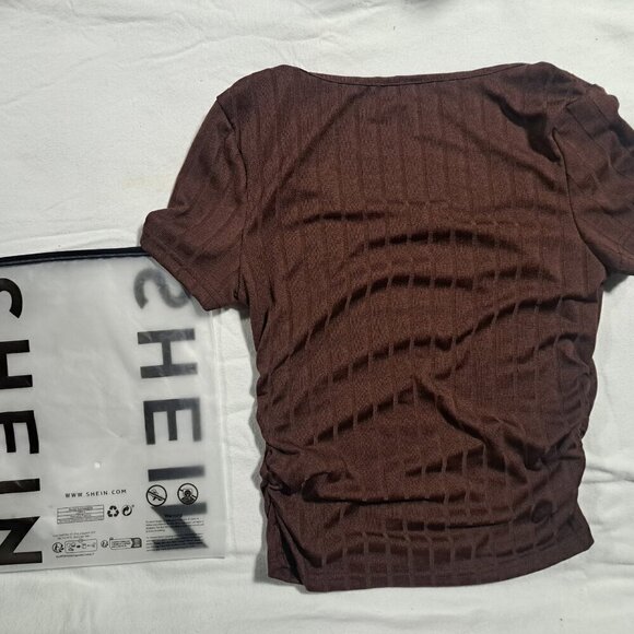 Shein Cropped Ribbed Scoop Neck Top - Picture 4 of 4